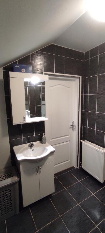 Apartman Majetić Otocac Bagian luar foto